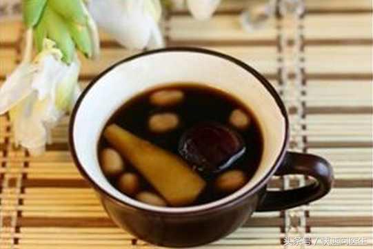 来月经喝红糖姜茶有什么功效,大姨妈忌口15种食物(1)