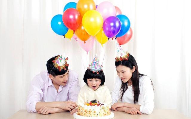 小孩子多少岁过生日,小孩子过生日一般过到几岁(2)