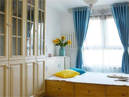 卧室窗帘最佳颜色,卧室窗帘的最佳颜色简单大气(2)