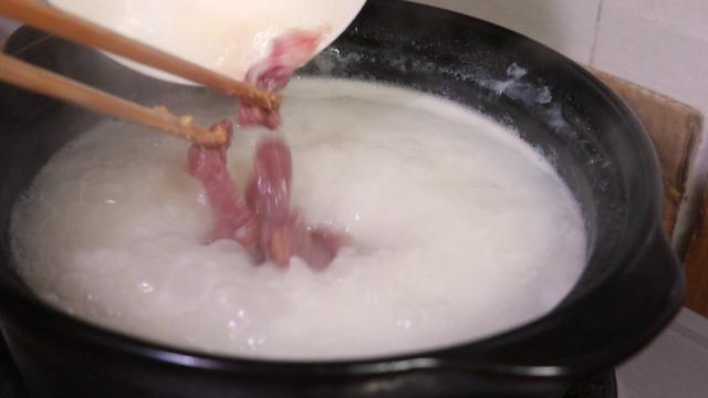 广州砂锅粥的做法视频,广式砂锅粥商家版正宗做法(4)