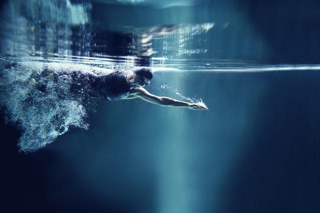 游泳第一次进奥运会的泳姿,奥运会游泳共有几种泳姿哪种最快(2)