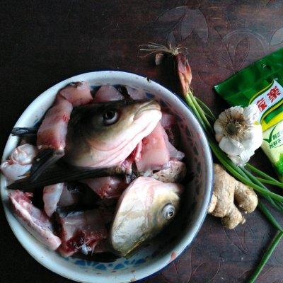 香辣酸菜鱼的做法和步骤图,酸菜鱼的家常做法步骤和图片(2)