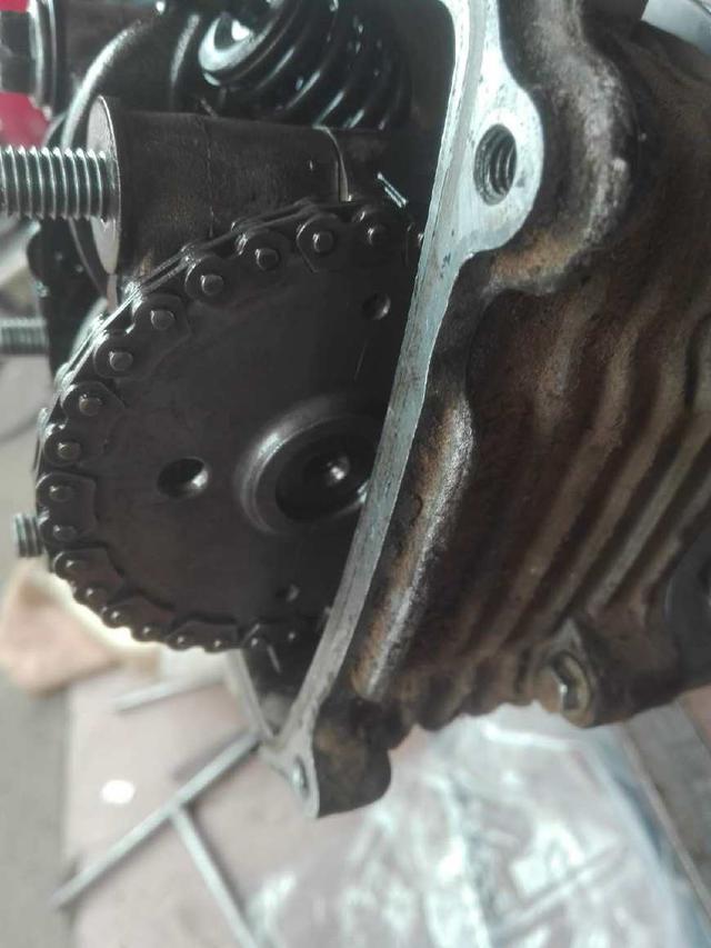 踏板摩托车曲轴油封拆卸,踏板摩托车曲轴怎么拆装全过程(1)