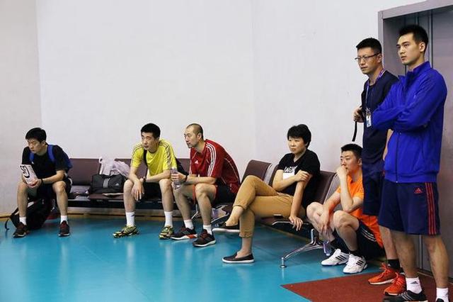 女排一共几个教练,中国女排的教练有几位(1)