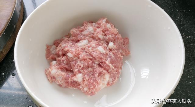 坐月子期间吃的牛肉汤怎么做,月子里牛肉汤最简单的做法(2)