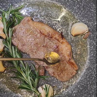 澳洲西冷牛排制作方法,澳洲冻牛肉怎么做牛排(5)