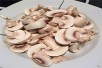 蘑菇和豆角能一起吃吗 蘑菇和豆角一起吃的好处