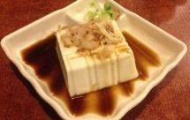 绢豆腐可以生吃吗，可以生吃（煮熟吃味道更好）