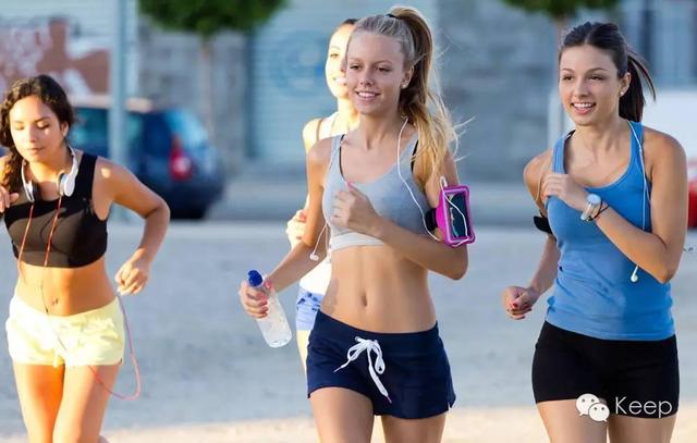 女生跑800米的平均步频是多少,女性800米跑步成绩多少合适(1)