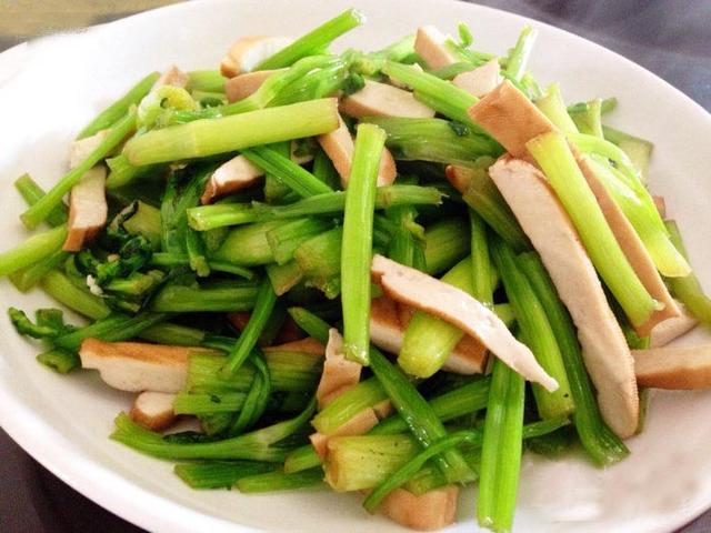 水芹菜有几种做法,野生水芹菜的禁忌(3)