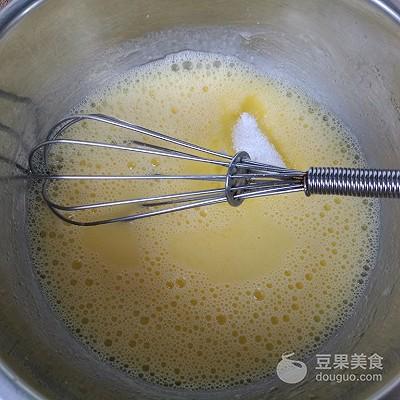 可可戚风的做法和配料,黄油可可戚风的制作方法(3)