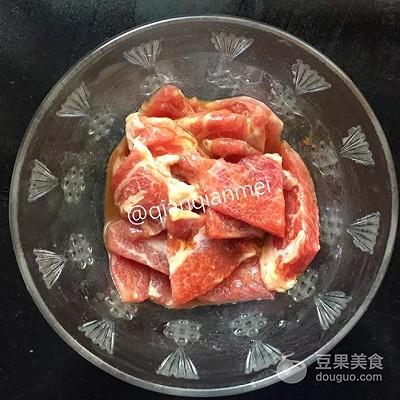 莴苣丝的家常做法炒肉,莴苣丝炒肉丝最正确的做法(2)