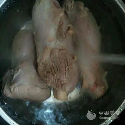 老汤酱牛肉的家常做法,酱牛肉老汤能做什么(4)