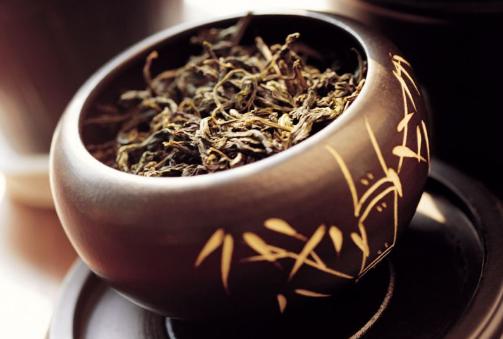普洱茶是绿茶还是红茶,普洱茶10年了还能喝吗(3)