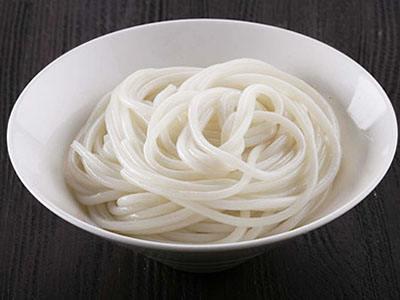 米线一般要煮多长时间,煮干米线的正确方法(2)