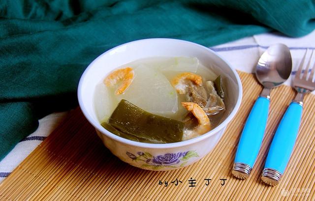 老鹅煲汤,炖大鹅最忌讳放三种调料(1)