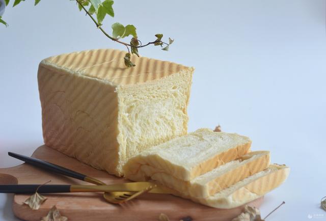 北海道吐司面包的做法,450克吐司最佳配方表(1)
