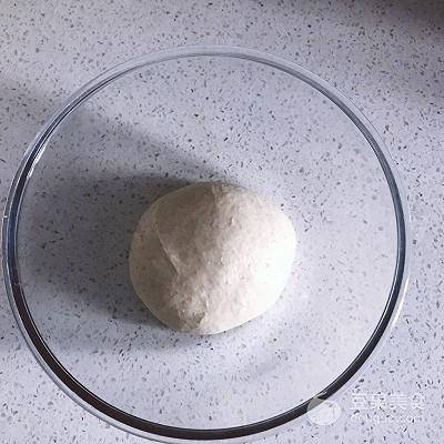 全麦红豆包步骤,最简单的全麦包的做法(3)