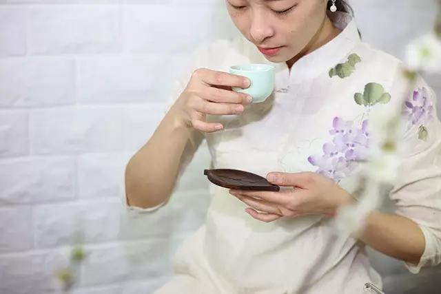黄芪枸杞菊花茶的功效及禁忌,黄芪菊花枸杞子茶可以长期喝吗(2)