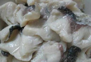 黑鱼片怎么保存在冰箱,新鲜的黑鱼片可以放冰箱保存吗(2)