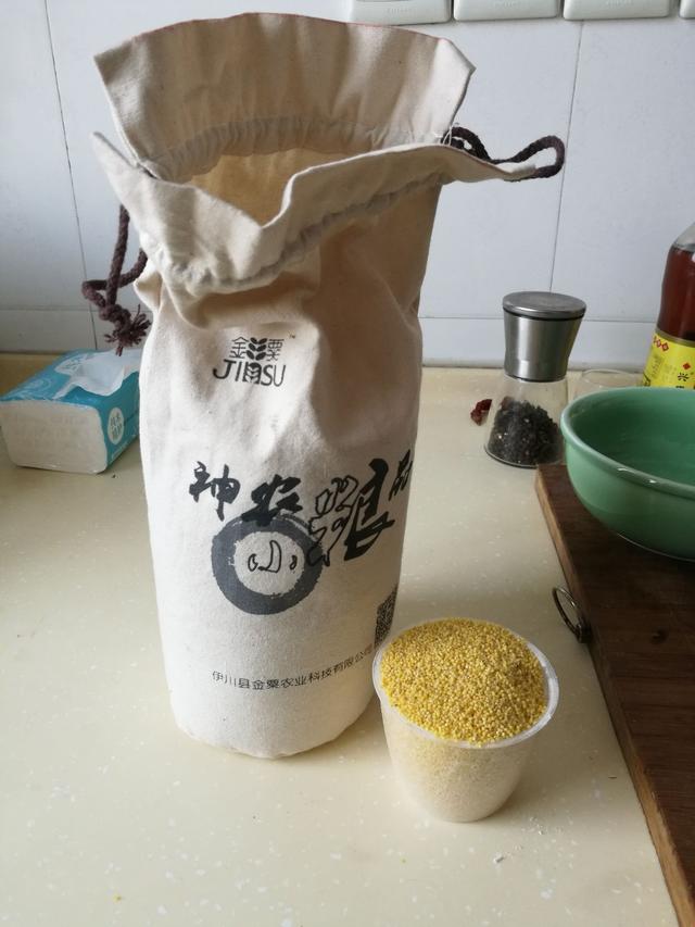小米和玉米糁一起煮好吗,玉米糁可以和小米大米一起煮吗(2)