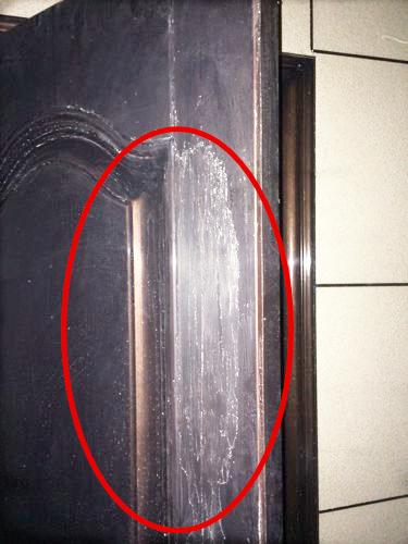 铝合金门窗保护膜太久了怎么去掉,快速去除门上塑料膜(2)