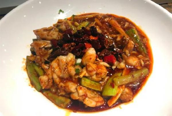 红烧青蛙的做法视频川菜,红烧青蛙简单好吃家常做法(4)