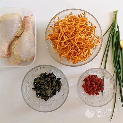 广东正宗的虫草蒸滑鸡的做法,广东香菇蒸滑鸡正宗做法(2)