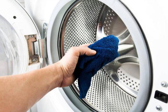 滚筒洗衣机怎么清洗污垢,波轮洗衣机怎么拆开清洗污垢(6)