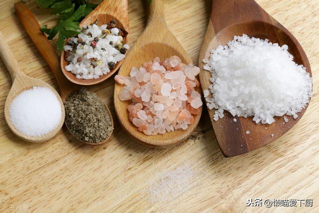 低钠盐好还是普通盐好,高血压请不要吃低钠盐(2)