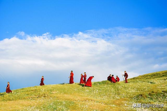 郎木寺的葬礼视频,藏族人的丧礼全过程(3)