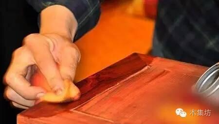 红木家具打蜡的方法,如何给红木家具抛光打蜡(4)