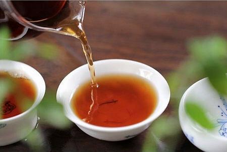 茶叶水加蜂蜜什么功效,蜂蜜泡茶叶的副作用(1)