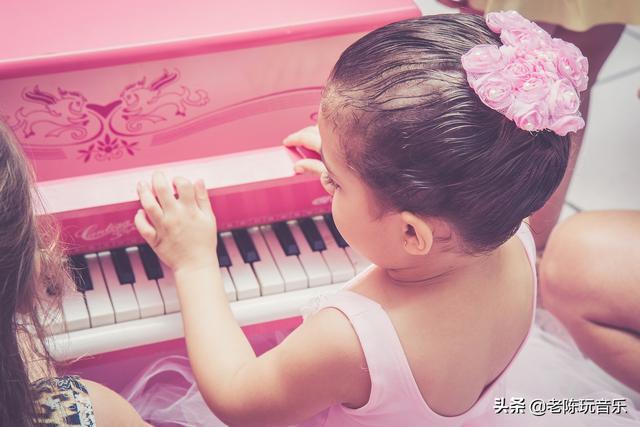 学钢琴的好处,学习钢琴的好处和弊端(1)