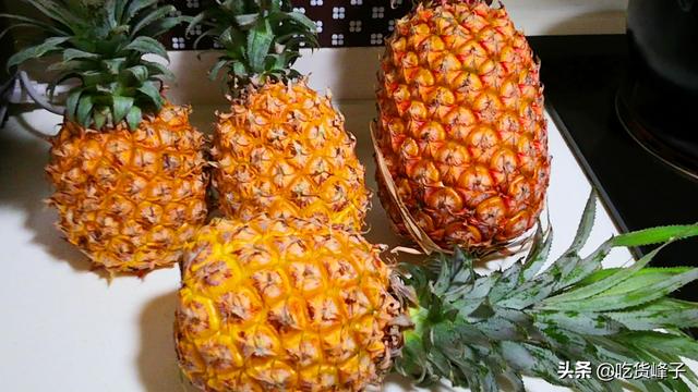 卖水果的怎么快速削菠萝,水果店快速削菠萝的方法(1)