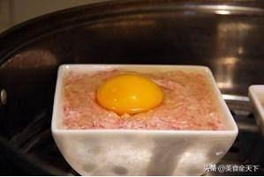 肉馅蒸荷包蛋的正确做法,蒸荷包蛋还放肉的正确做法(6)