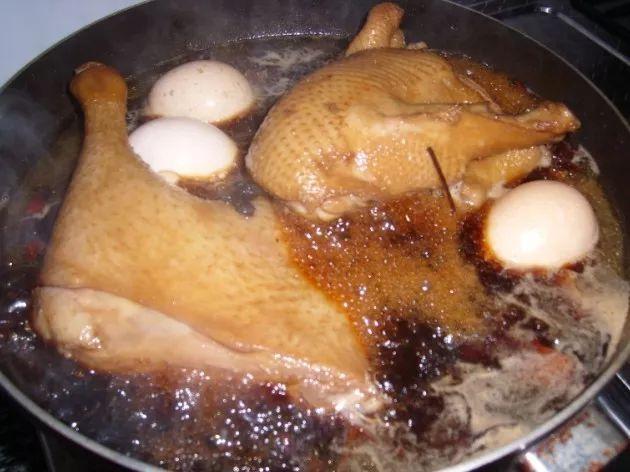 做烤鸭的原料配方,中草药腌制烤鸭秘方(1)