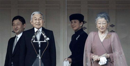 日本天皇和皇后是近亲吗,日本天皇和皇后有多大关系(2)