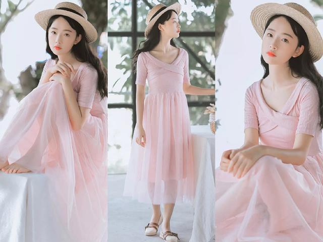 粉色纱纱裙怎么搭配上衣,粉色纱裙怎么搭配上衣好看(3)