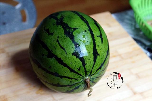 西瓜长期储存方法,吃不完的西瓜怎么储存(3)