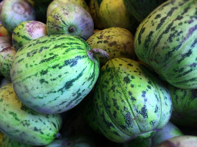 吃香瓜有哪些好处,香瓜的十大功效(1)