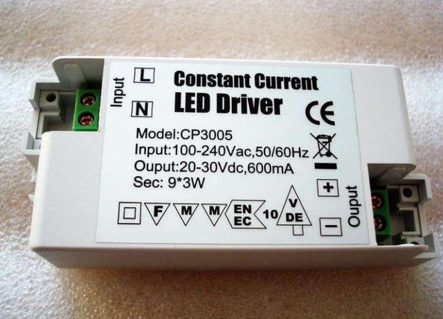 led灯有微弱光但不亮,led灯带不亮维修图解(4)