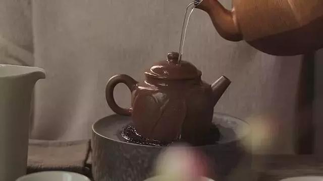岩茶适合用什么壶泡,岩茶用什么泥料壶泡最好(4)