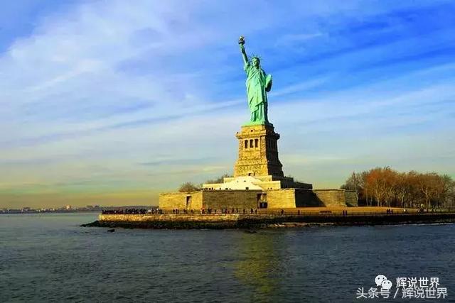 美国自由女神像是哪个国家赠送的,纽约自由女神像是谁建的(2)