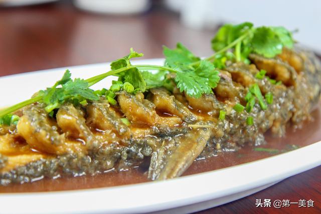 草鱼的家常做法红烧鱼,鱼最忌三种调料(3)