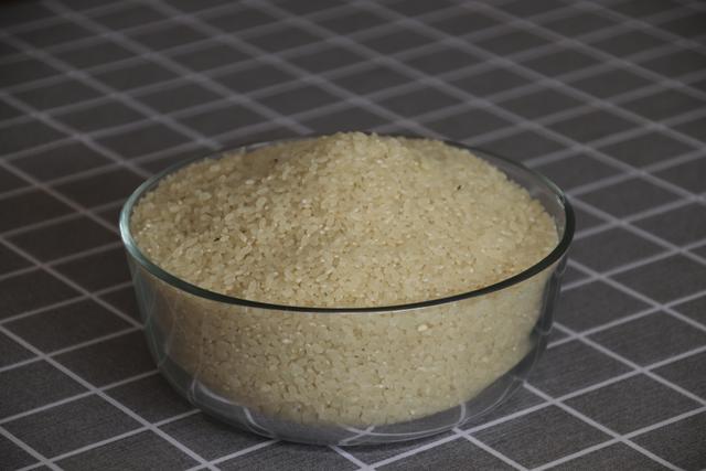 蒸锅怎么蒸米饭,家用蒸锅蒸米饭的方法(1)