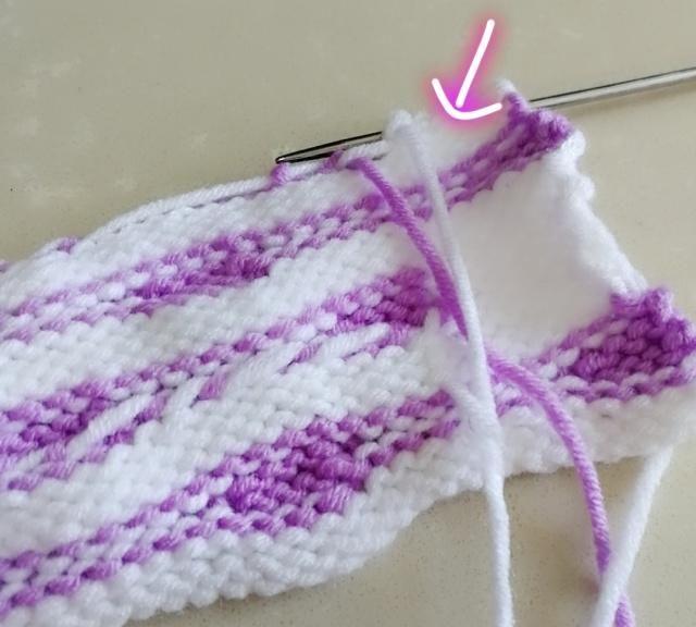 白色毛线和紫色毛线怎么搭配好看,两种颜色的毛线怎么搭配好看(4)