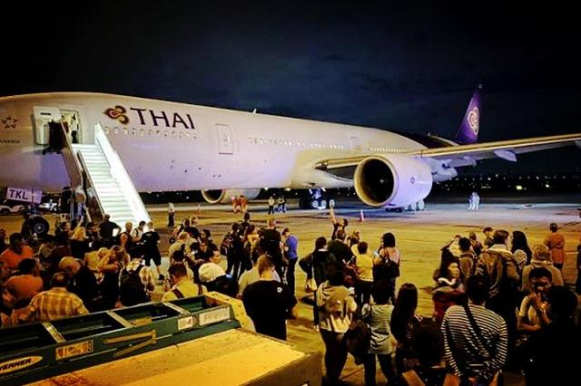 泰国航空突然爆炸视频,泰国新时代航空事故(1)