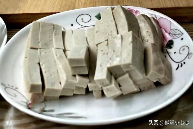 粉条豆腐汤怎么做最简单的,豆腐粉条汤怎么做好吃又简单视频(2)