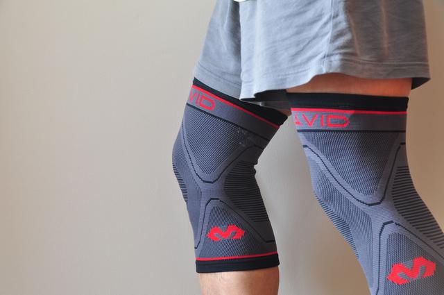 保护膝盖最好的护膝,跑步必买三大装备(1)
